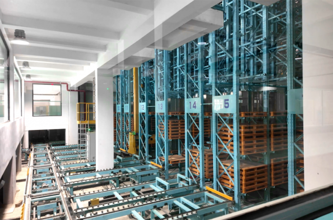 中揚(yáng)立庫(kù)×創(chuàng)興智能：23米高空立庫(kù)，樹立電機(jī)智造倉(cāng)儲(chǔ)新標(biāo)桿